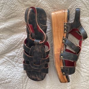 Bedstu black strap on distressed leather wedges wood sole